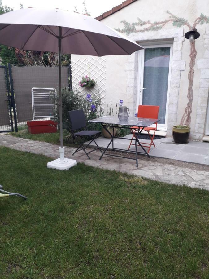 Brig'Gite LʼIsle-sur-la-Sorgue Esterno foto